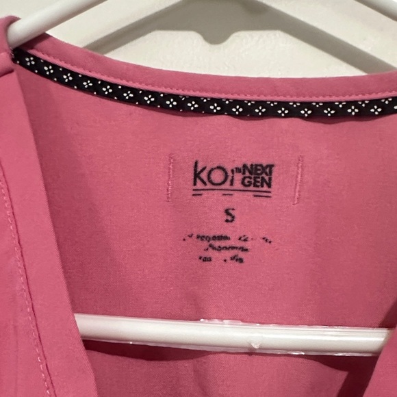 Pink Scrub Set - Picture 2 of 9